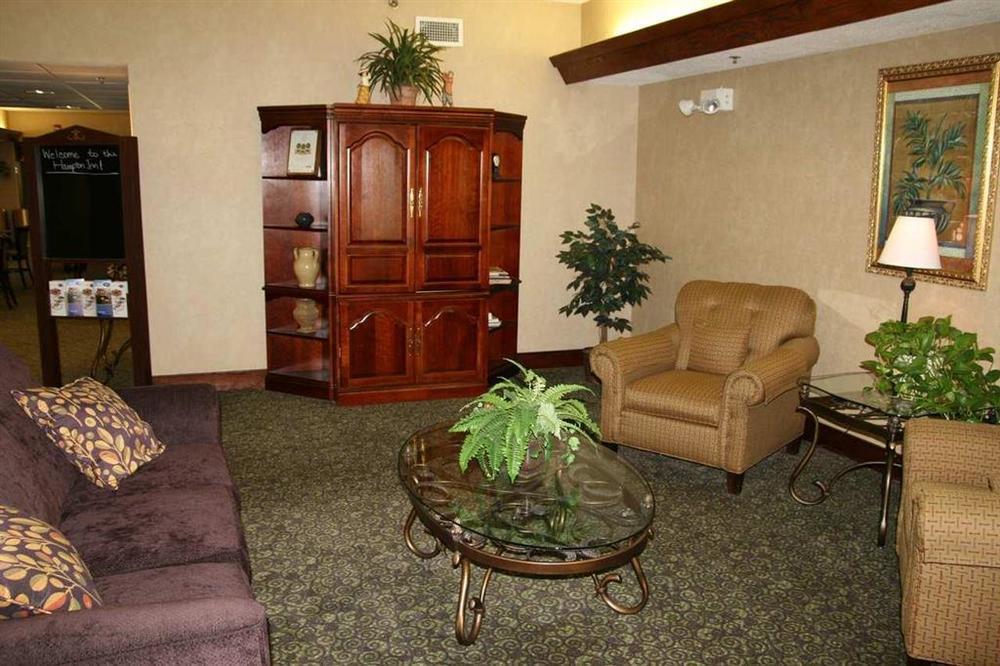 Hampton Inn Флемингтън Интериор снимка