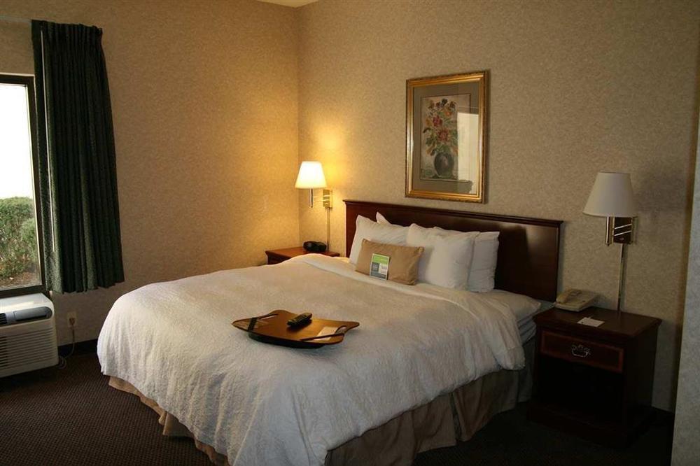 Hampton Inn Флемингтън Стая снимка
