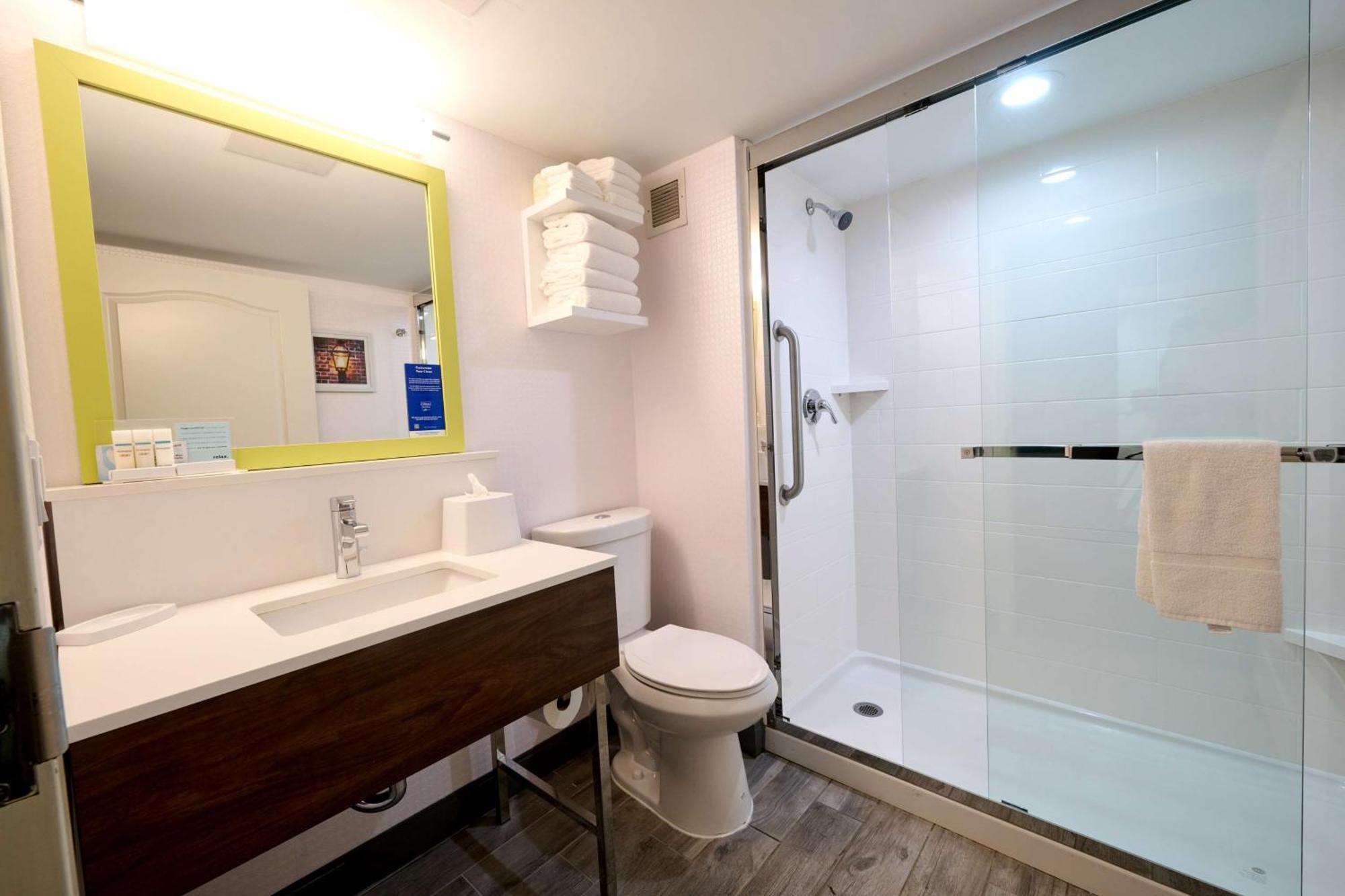 Hampton Inn Флемингтън Екстериор снимка